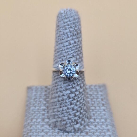 Size 7.25 Sterling Silver Stunning Avon Cubic Zirconia Gem Ring A4545 - Picture 1 of 10